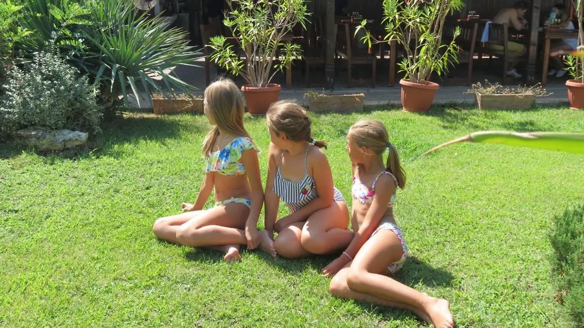 Sirena Hotel Sunny Beach 3*,